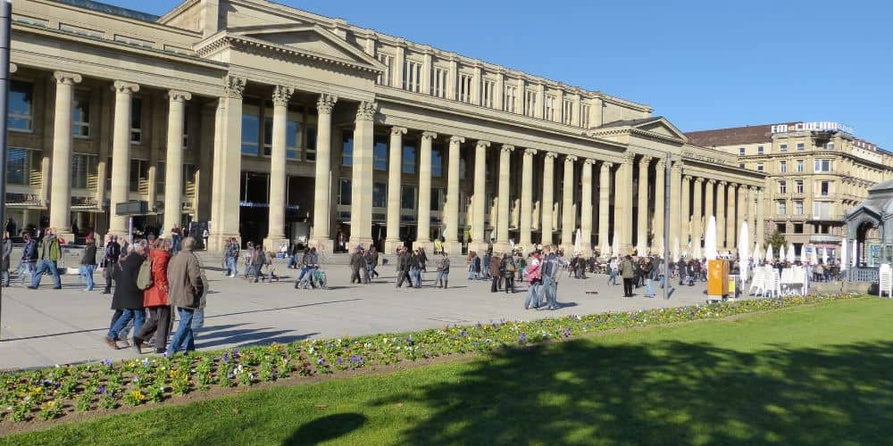 Sehenswürdigkeiten in Stuttgart wie der Königsbau
